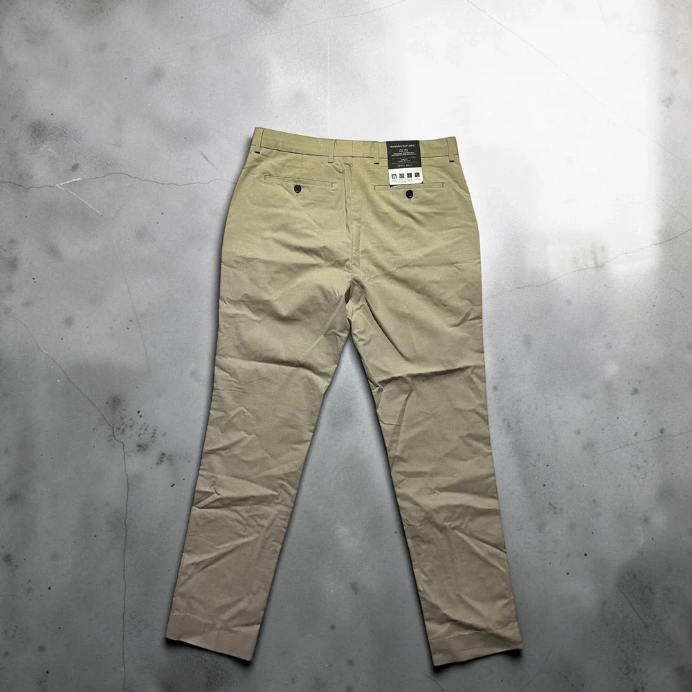 Banana Republic Mens Core Temp Non-Iron Slim Fit Chino Pants Khaki Tan 35x32 NWT